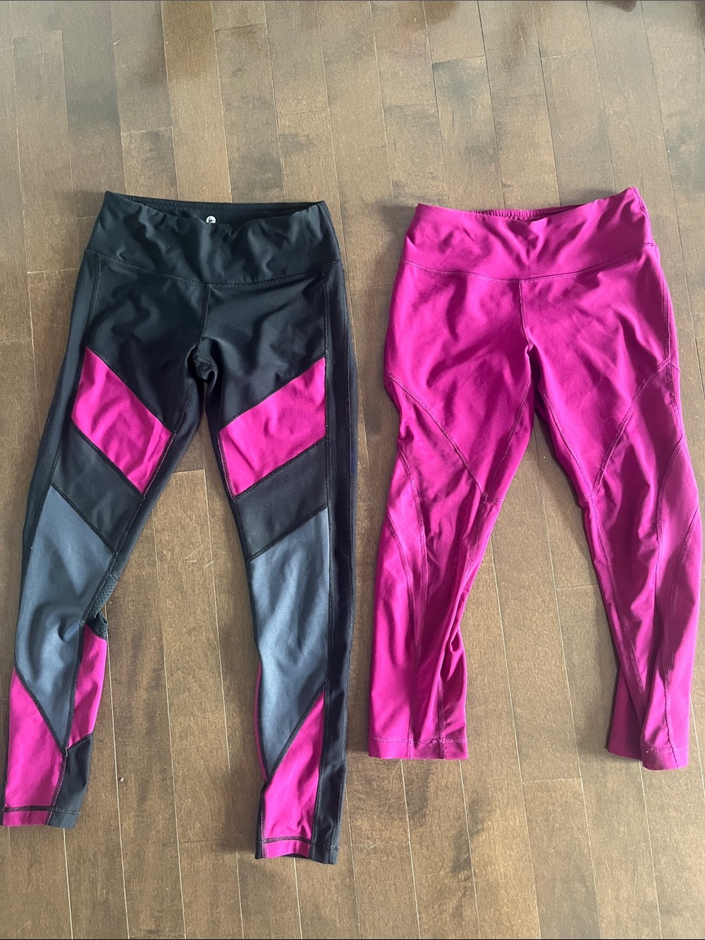 Bundle of two 90 Degree By Reflex Black and Magenta Colorblock Leggings Set